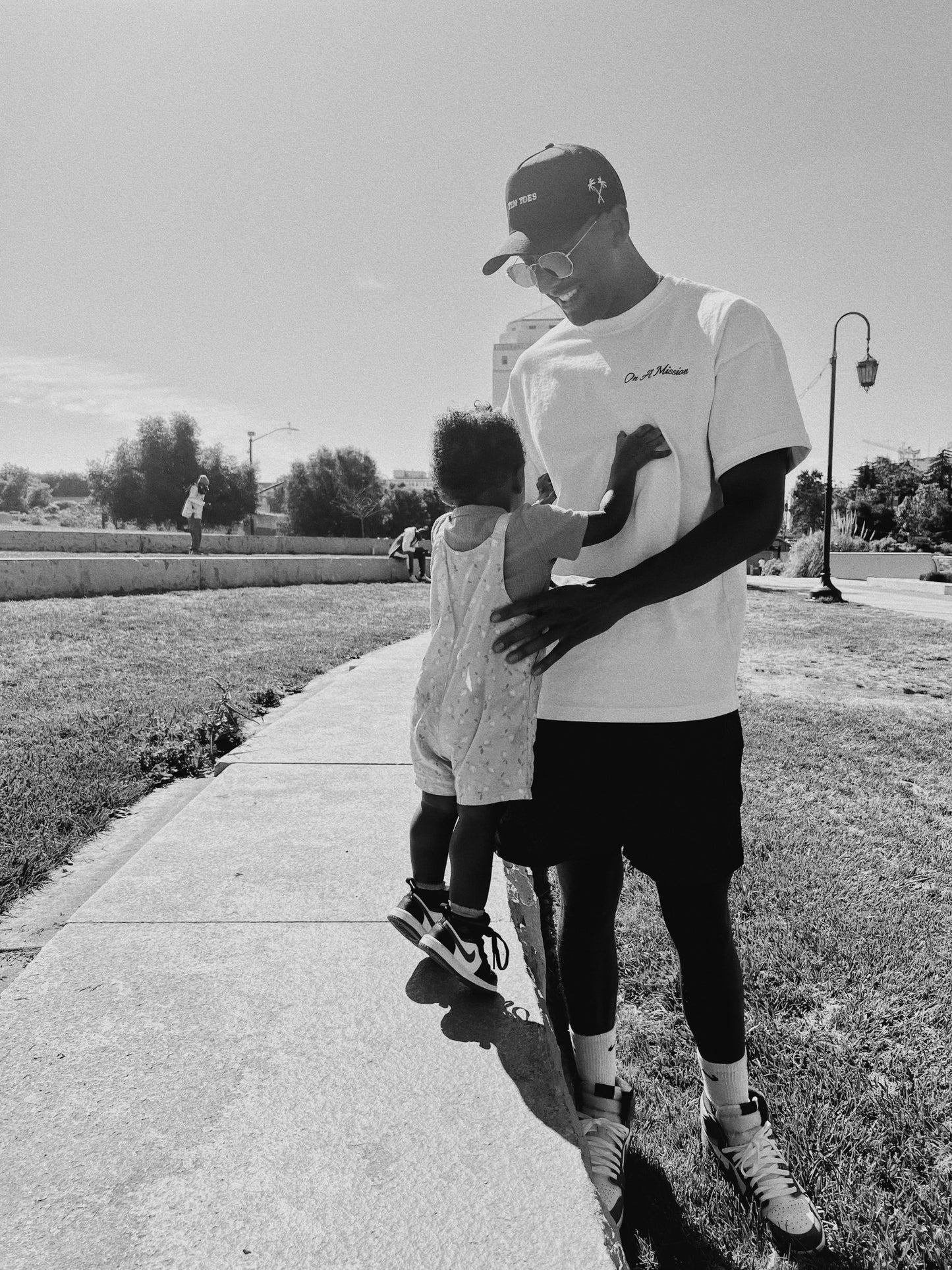 CREAM & BLACK ON A MISSION PALM TREE TEE